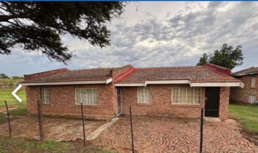 4 Bedroom Property for Sale in Manor Heights Eastern Cape